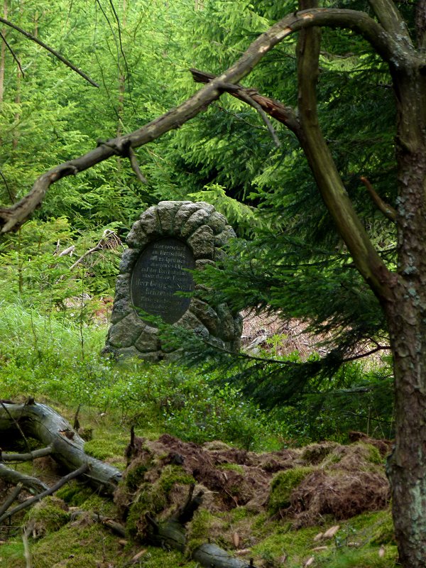 Gedenkstein am Rudolfstein